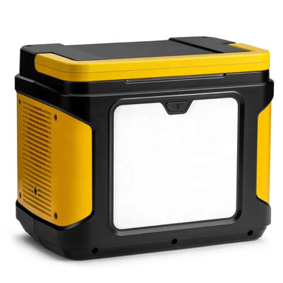 Belastetes tragbares Solarkraftwerk des Kraftwerk-80000mAh 296WH im Freien
